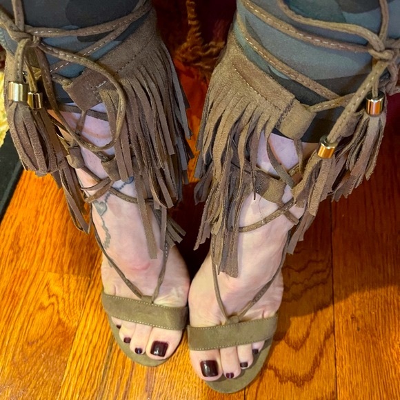 Sexy Wild Diva Fringe And Lace Up Heeled Sandals Size 7 1/2 - Picture 11 of 17